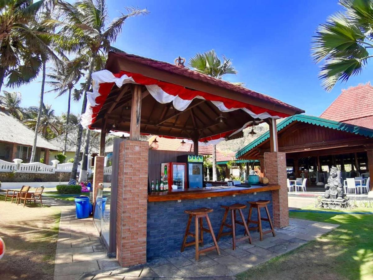 Queen Of The South Beach Resort Yogyakarta Exterior foto